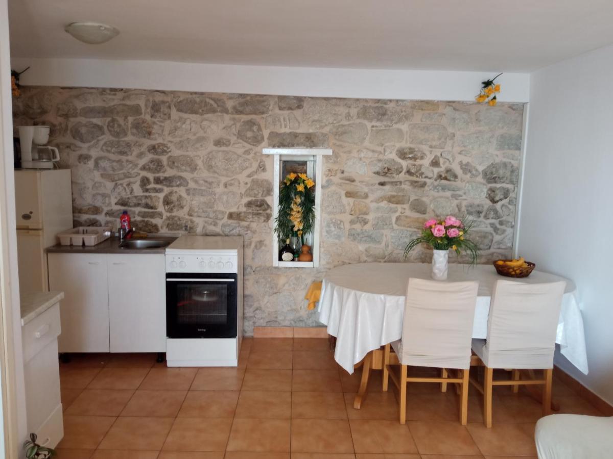 Apartman Anna Podstrana Exterior foto